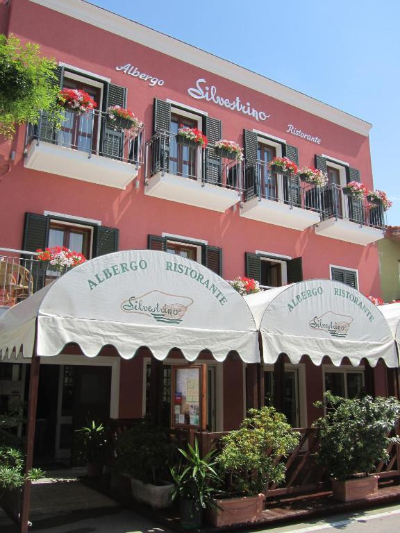 Silvestrino Hotel 3*