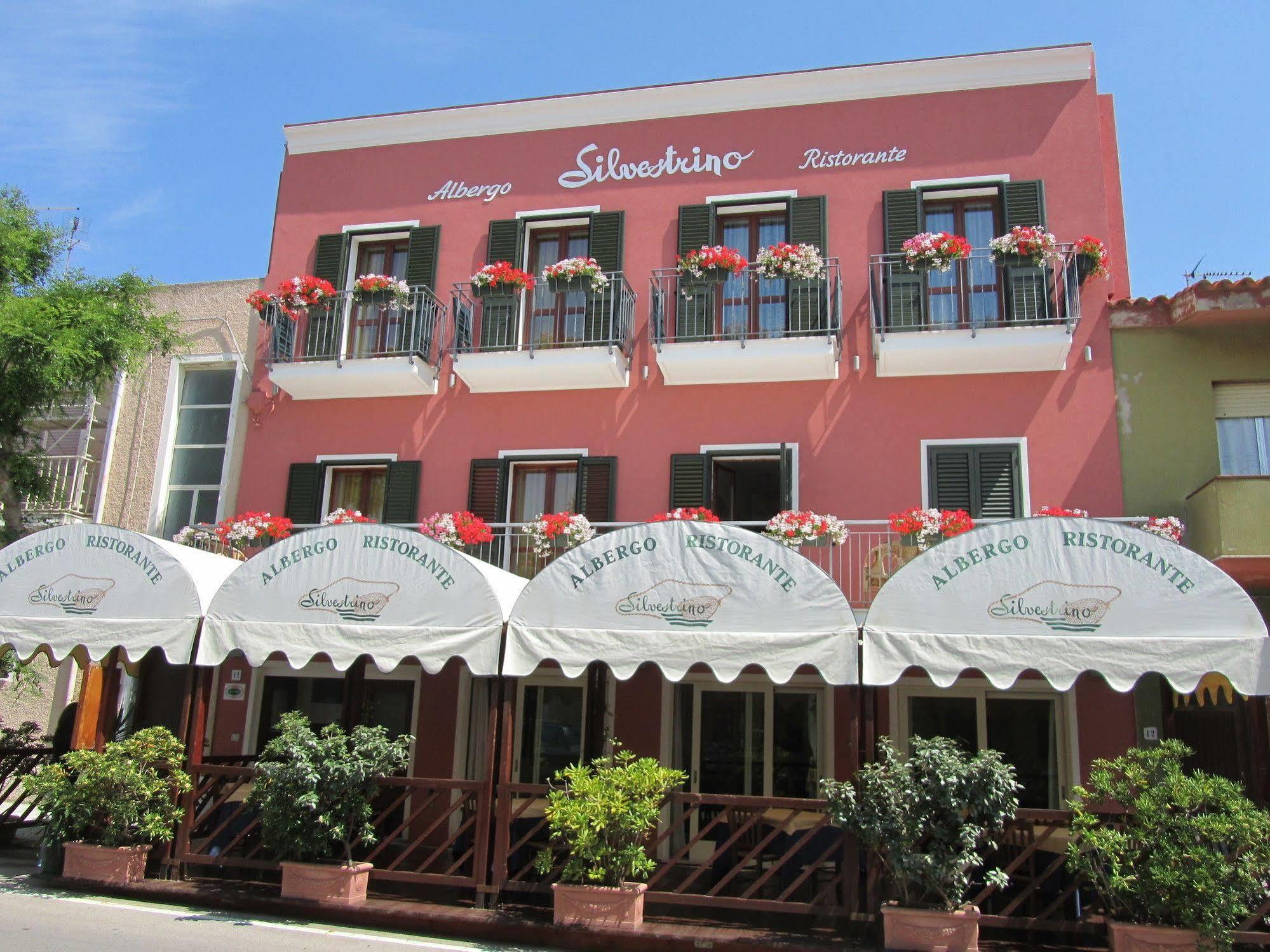 Silvestrino Hotel 3*